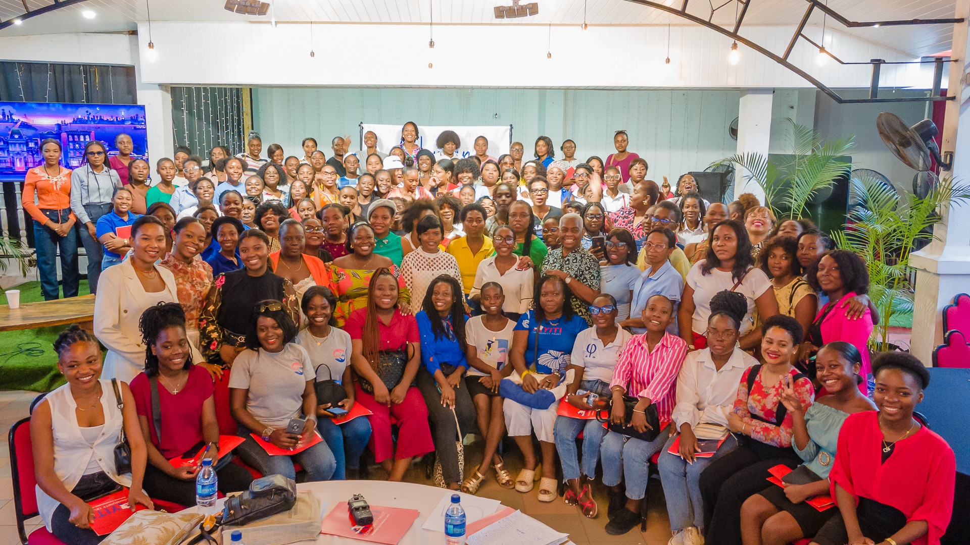 300+ young business women and guests gathered at the Retrouvailles Complex in Cap-Haitien, Ayiti for ACT's Haitian Women Rising on January 18, 2025.